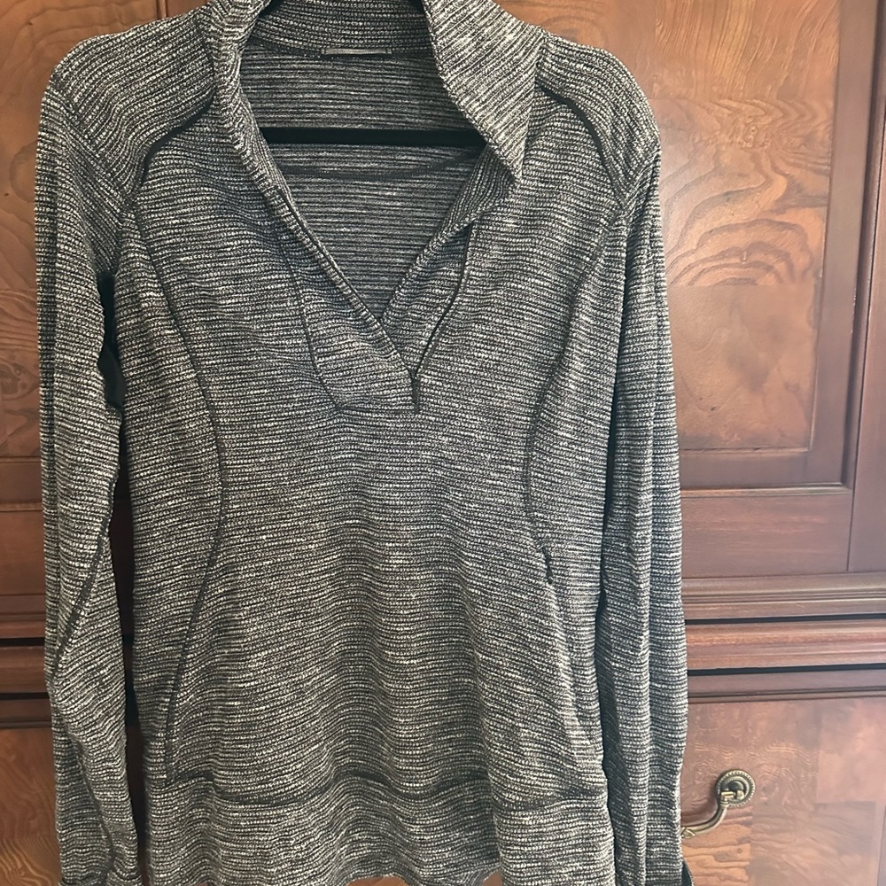 lululemon athletica Gray Striped Sweatshirt